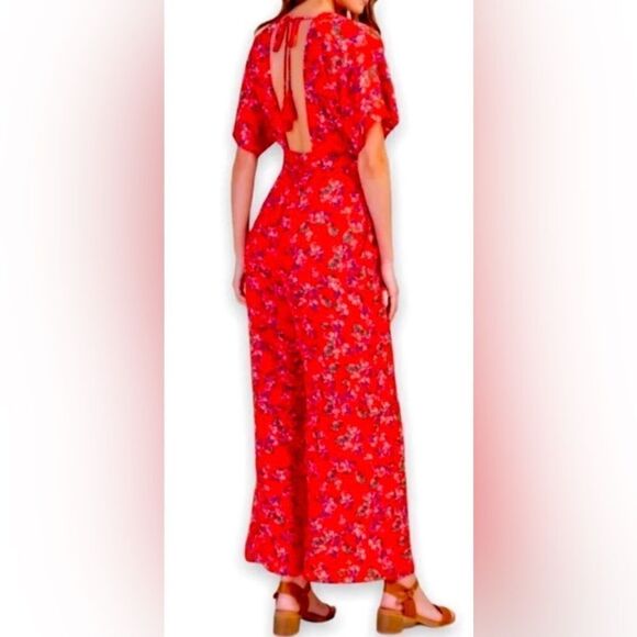 NWT … MIAMI “Size: XXS” Red Floral Jumpsuit - Picture 2 of 7